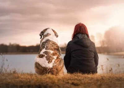Hund und Frau